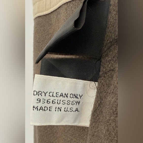 Vintage Burberrys’ Long Trench Coat with Belt and Zip in Liner - Size 4 - Picture 11 of 15